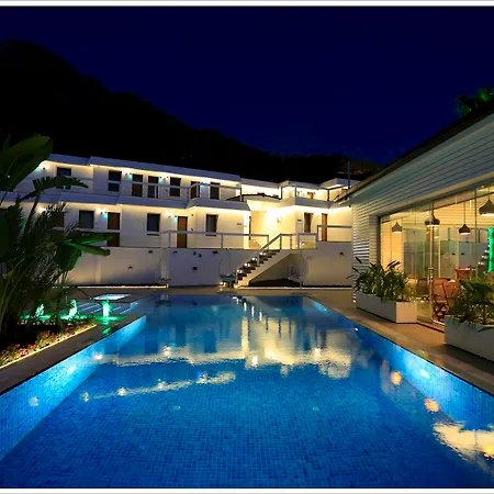 Poseidon Boutique And Yacht Club Selimiye 4*