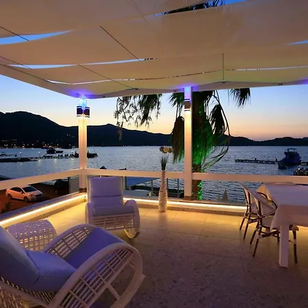 Poseidon Boutique And Yacht Club Selimiye